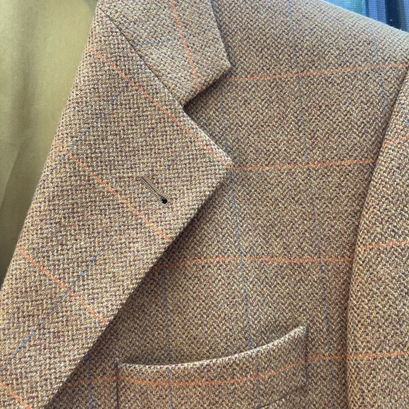 100% Wool French Tailored Blazer - Picture 4 of 10